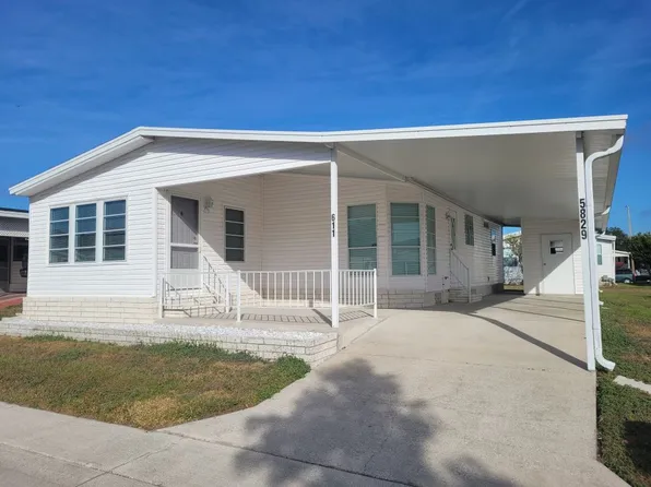 5829 Naples Dr #611, Zephyrhills, FL 33540