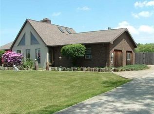 346 Schall Hollow Rd, Ford City, PA 16226