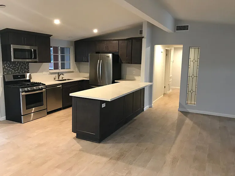 2021 Arnold Ave — Photo 24