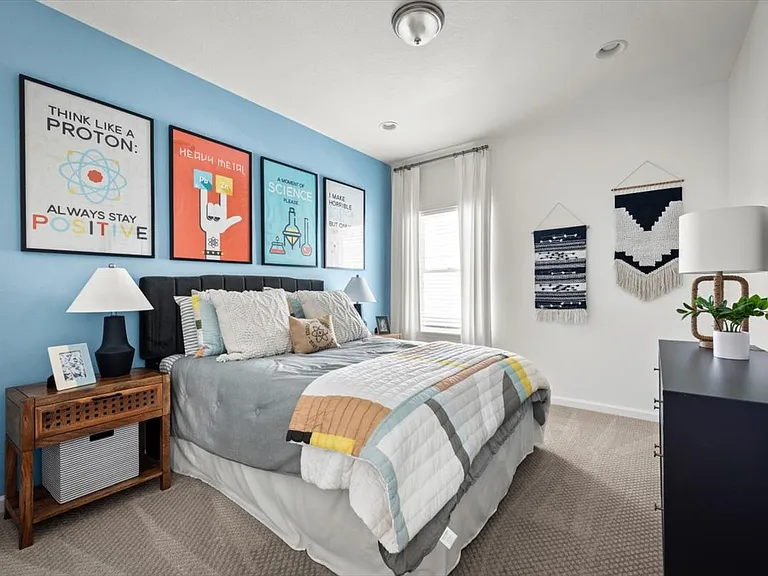 19 Goldcrest Way St — Photo 17