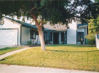 237 Blue Ridge Ln, San Jacinto, CA 92583