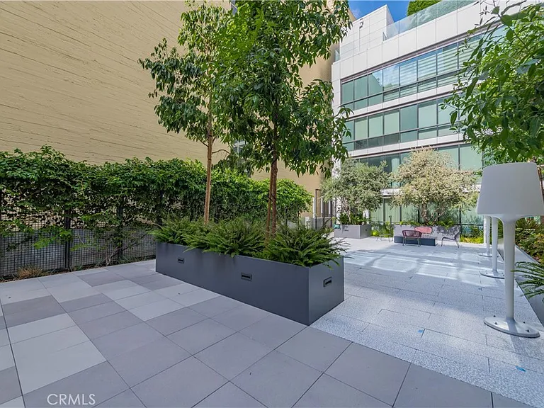 400 S Broadway Ave #1203 — Photo 22