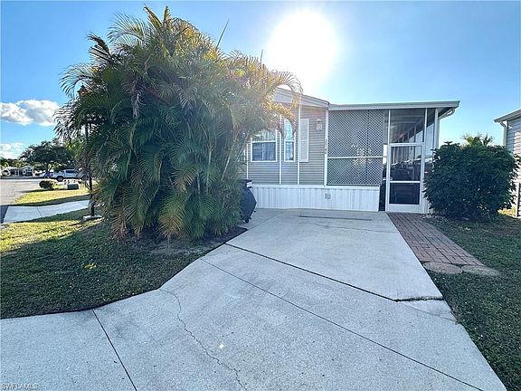 5th image of 20180 Ponce De Leon DR
