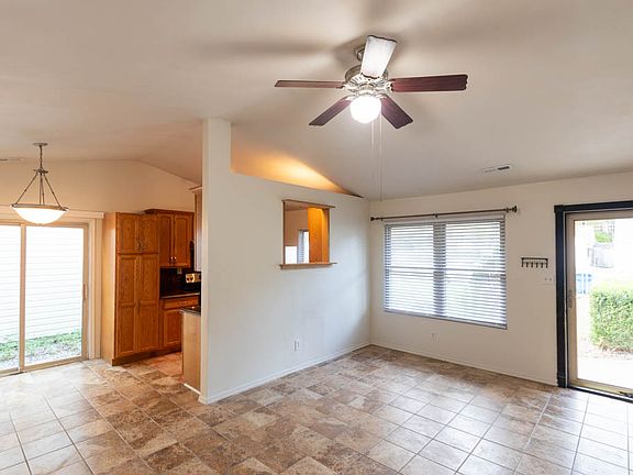 5th image of 1654 Mill Oak Dr