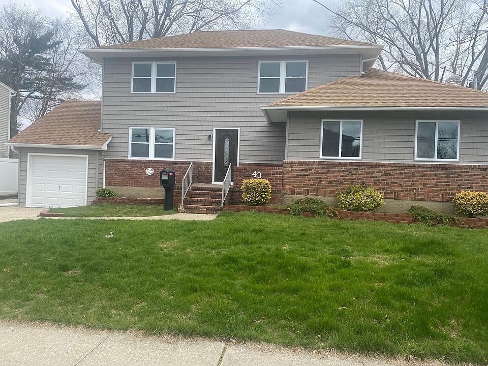 1st image of 43 Edmore Ln S