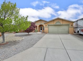 100 Willow Ct SE, Rio Rancho, NM 87124