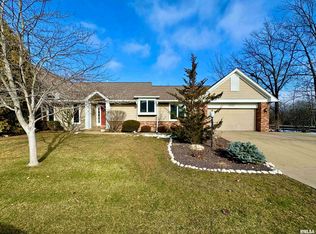2831 W Willowlake Dr, Peoria, IL