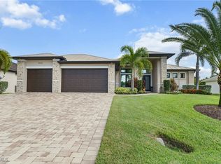 2525 SW 27th Place Cpe, Coral, FL 33914