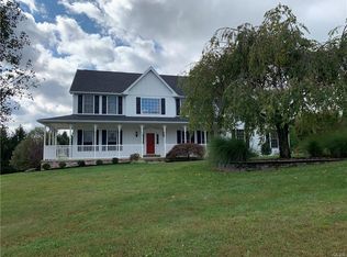 1050 Vista Dr, Coopersburg, PA 18036