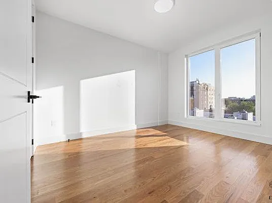 Rented by ERNY LLC | media 6