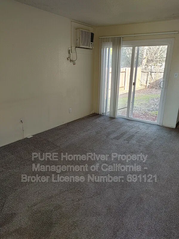 2 bed, 1.0 bath, $1,795 — Photo 3