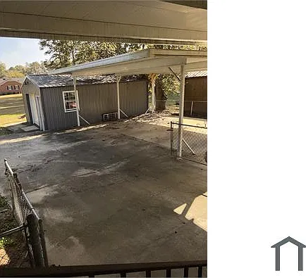 1836 Middle Rd — Photo 13