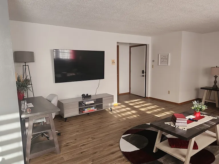 6951 Plaza Dr #3 — Photo 4