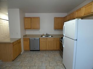 73562 Sun Valley Dr APT C, 29 Palms, CA 92277