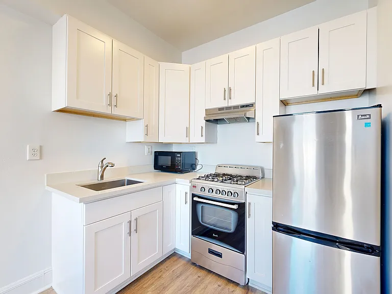 723 Ellis St #504 — Photo 1