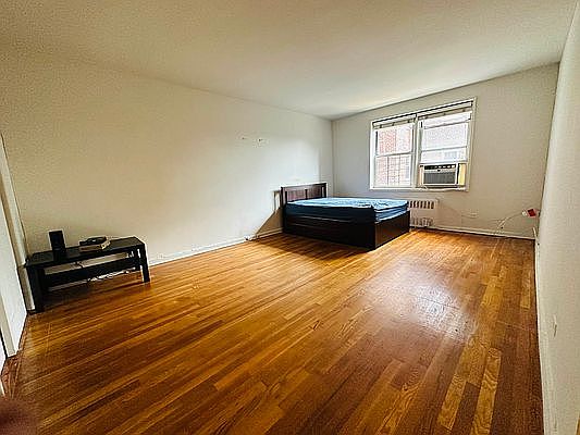2nd image of 2700 Henry Hudson Pkwy APT 4H