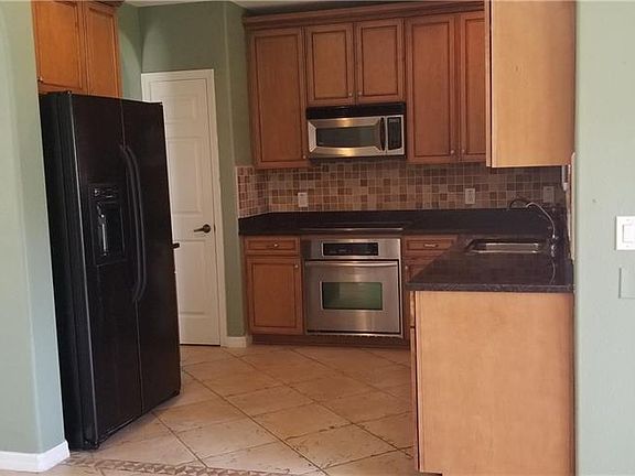 2nd image of 2946 Birchcreek Dr