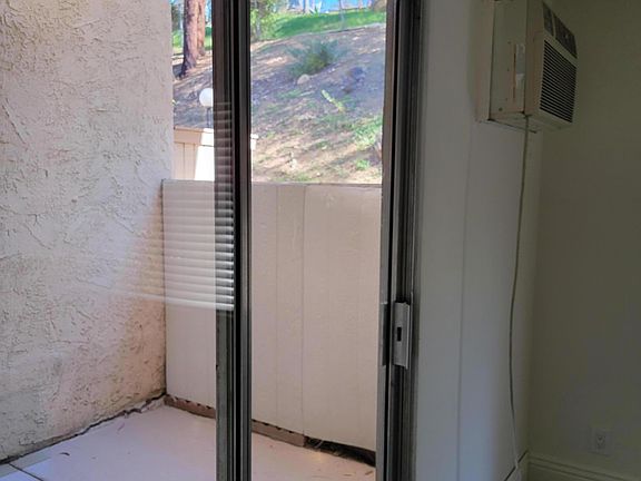 5th image of 28915 Thousand Oaks Blvd Unit 1013