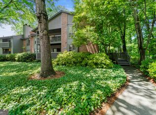 1424 Tuxworth Cir, Decatur, GA 30033