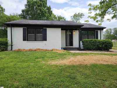 135 Raintree Dr, Spartanburg, SC, 29301