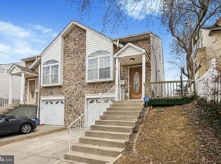 4617 Linden Ave #B, Philadelphia, PA 19114