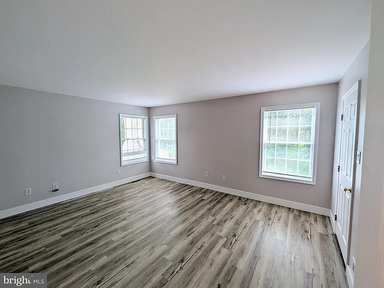 114 Lenape Dr — Photo 30