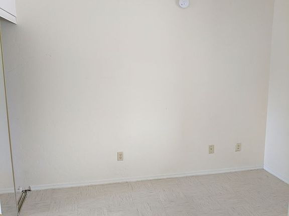 5th image of 2642 N Los Altos Ave Unit 3