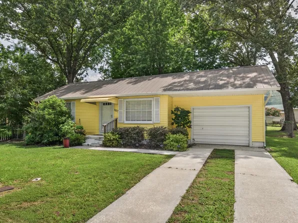 907 Woodland Ct, Manchester, TN 37355