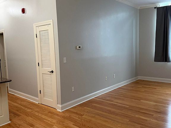 4th image of 705 Maple St APT G102