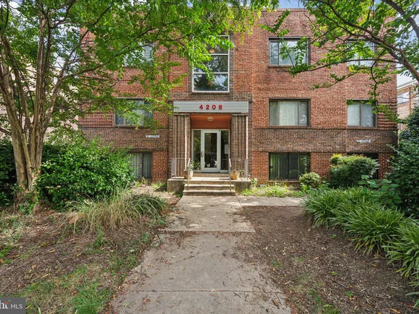 4208 Benning Rd NE APT 2, Washington, DC 20019