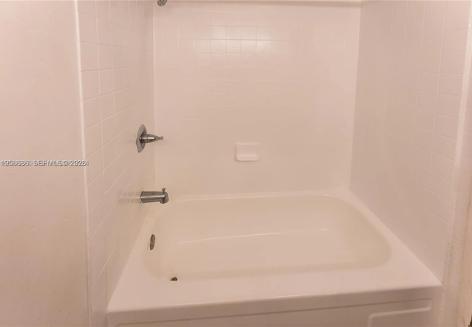 Golden Gate Apartments Co — Photo 4