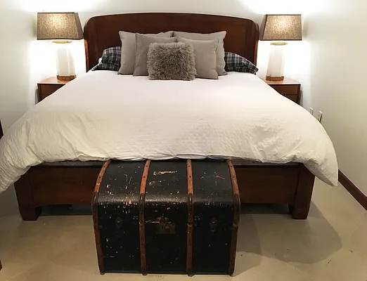 Sold by Owner | media 6