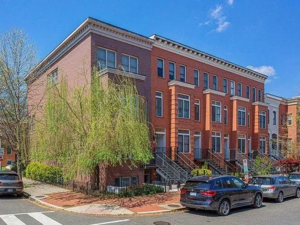 1220 4th St NW APT 1, Washington, DC 20001