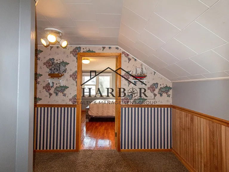 5th Avenue SE Duplex — Photo 23