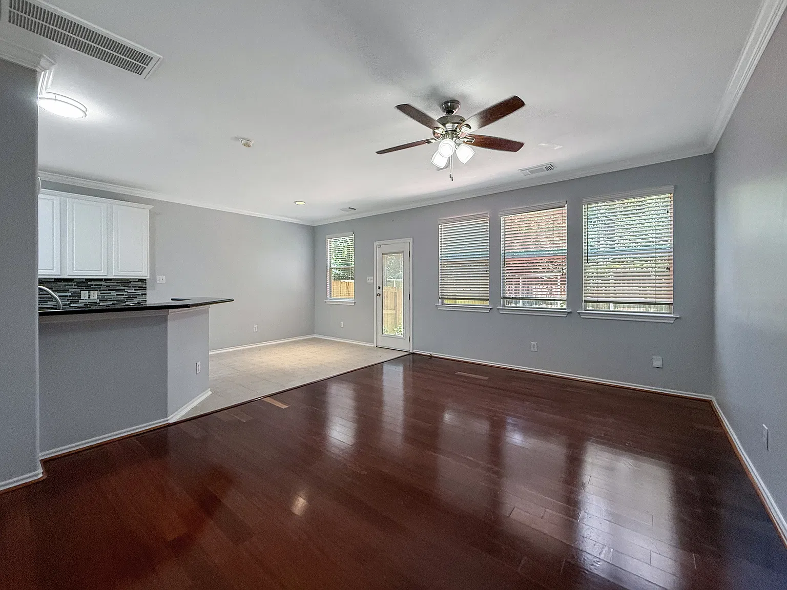 3 Peachridge Place - 1 — Photo 4