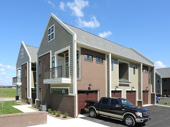 3rd image of 171 Hunt Village Ln #123