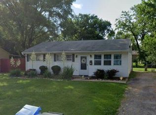 121 Melvin Dr, Cahokia, IL