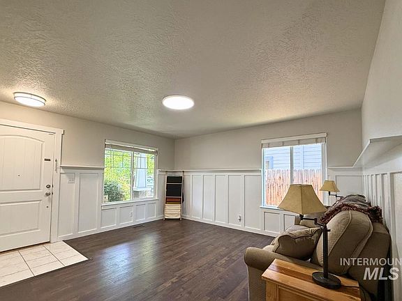 4th image of 10122 W Shelborne Dr