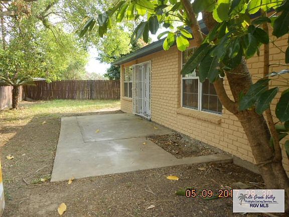 3rd image of 235 Laura Ln