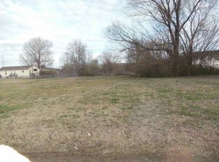 129 Monroe St, Jackson, TN 38301