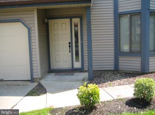 902 Chesterwood Ct, Marlton, NJ 08053