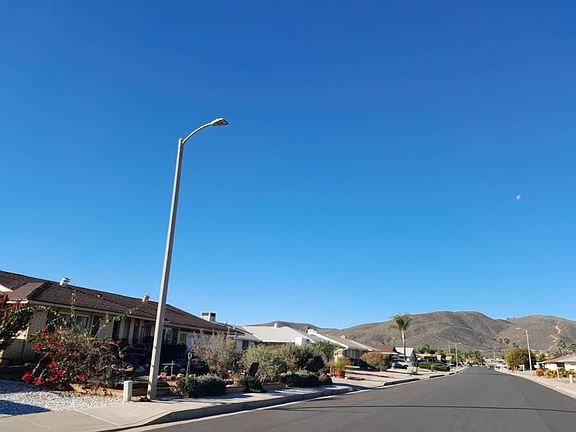 4th image of 26033 Lancaster Dr