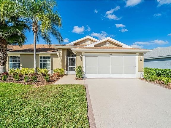 2nd image of 942 Villeroy Greens Dr #15