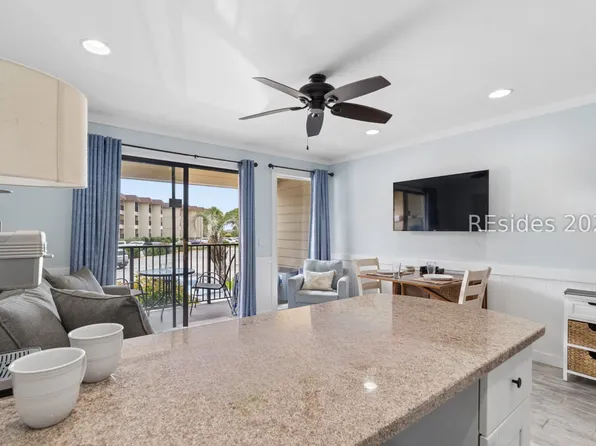 40 Folly Field Rd APT B102, Hilton Head Island, SC 29928