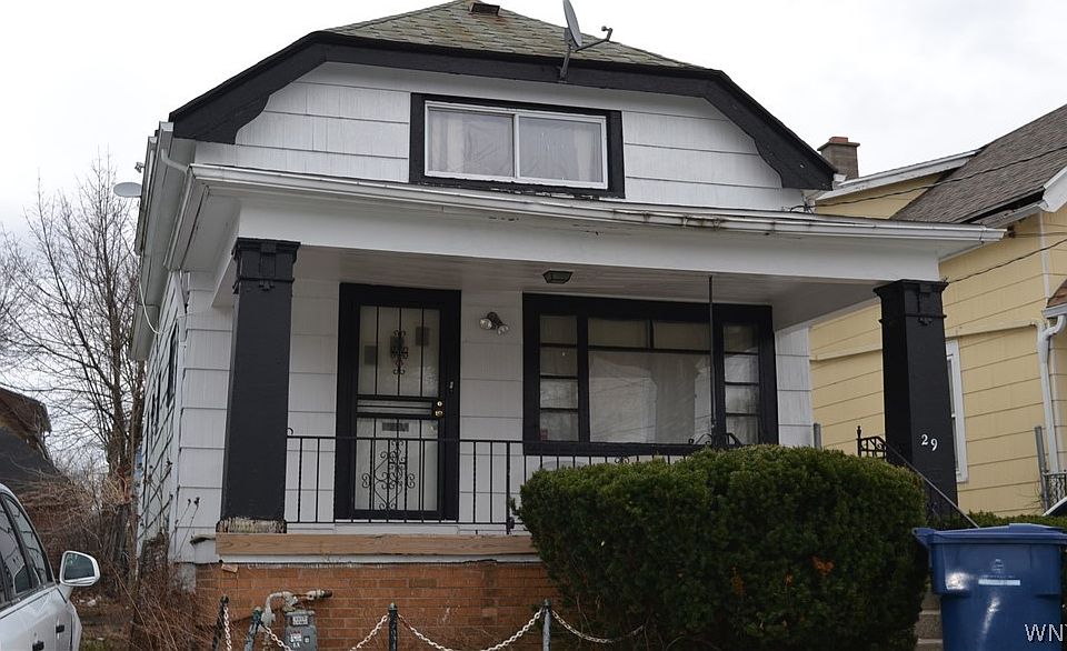 1st image of 29 Ericson Ave