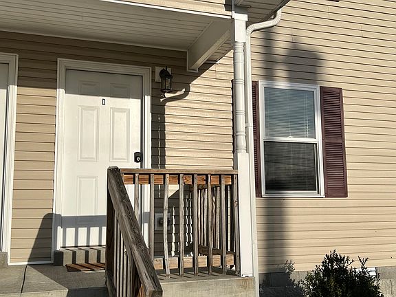 3rd image of 533 Patriot Park Ct Unit D