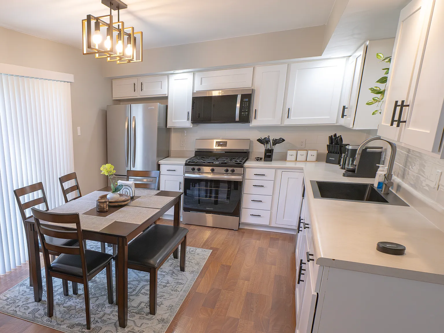 59023 Clayton Ave — Photo 2