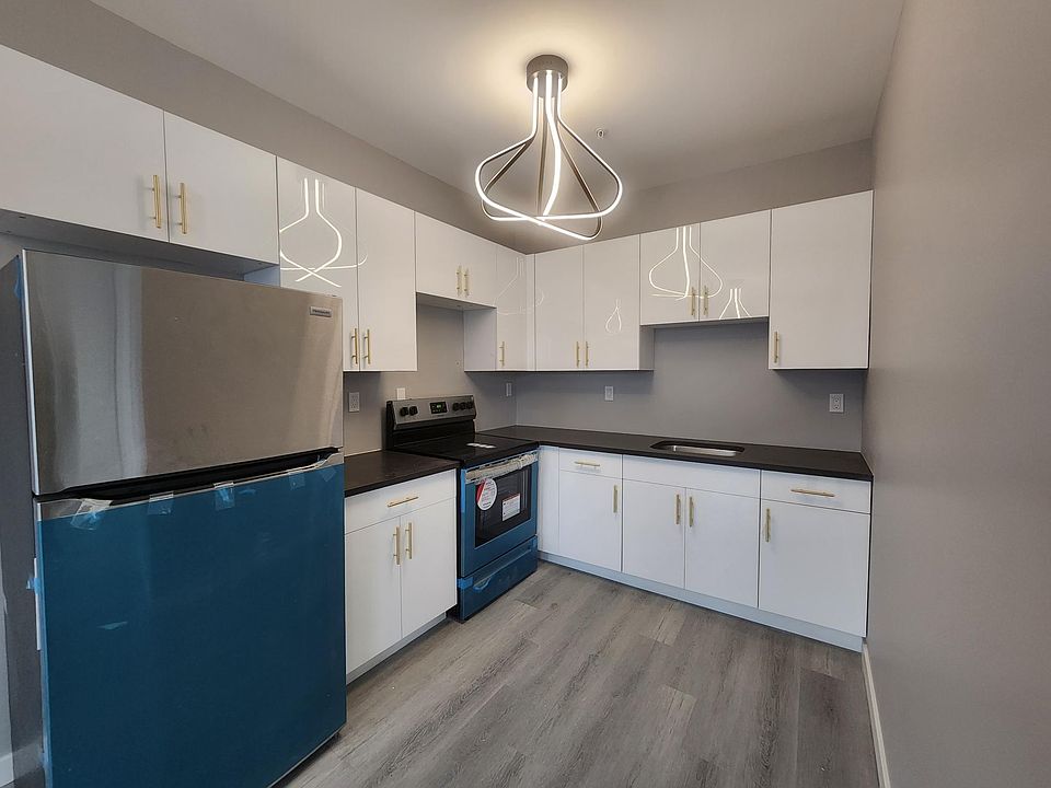 1st image of 230 Broadway #1B