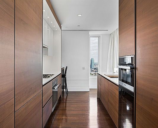 5th image of 252 E 57th St #46C