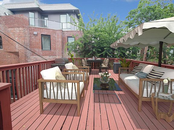 2nd image of 906 Washington St #B-3